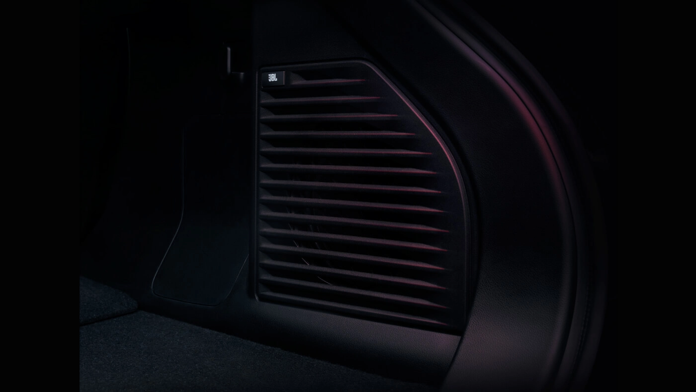 Toyota Urban Cruiser Ebella: Premium JBL Sound System
