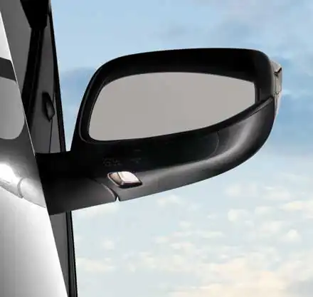 Toyota Innova Crysta: Welcome Lamps